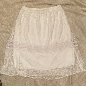 Studio West Cream Lace Midi Skirt